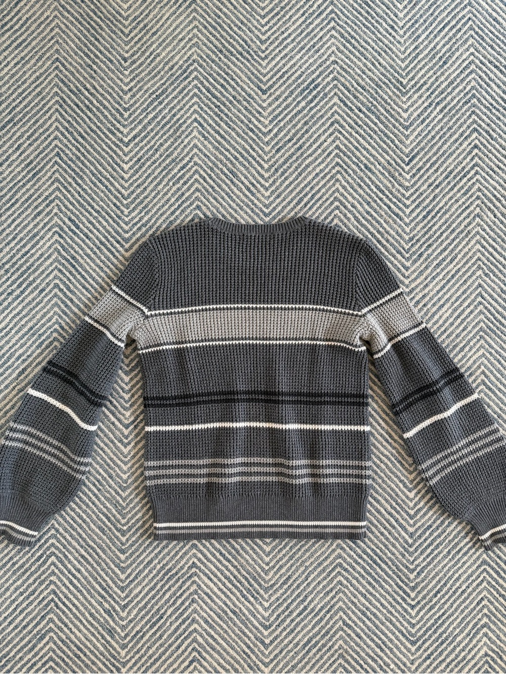 Ralph Lauren Sweater - Picture 2 of 4